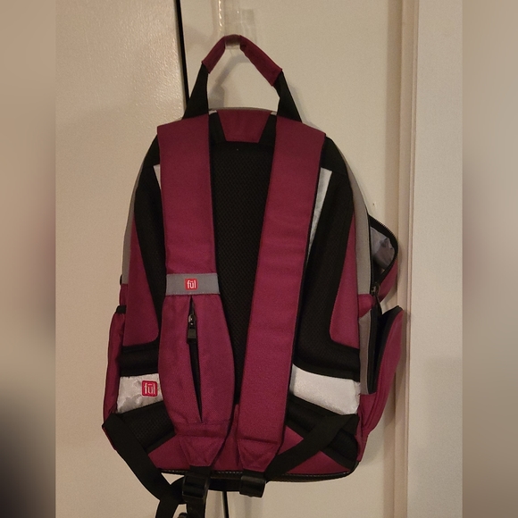 Backpack - Picture 2 of 7